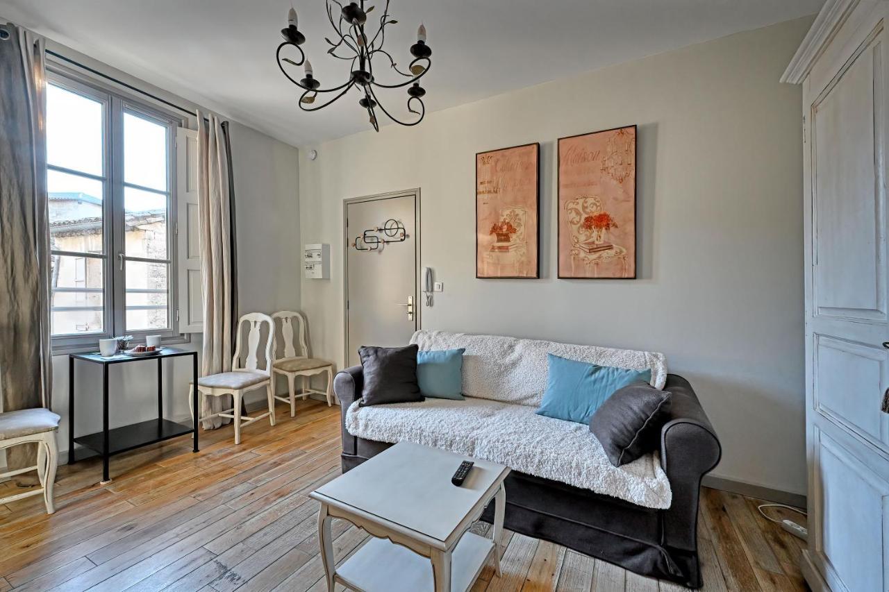Au Coeur Des Papes, Dans Batisse De Charme Studios & Appartements En Coeur De Ville Авиньон Экстерьер фото